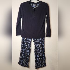 Talbots Winter/Snowflake Pajama Set with‎ Henley Top, Size S